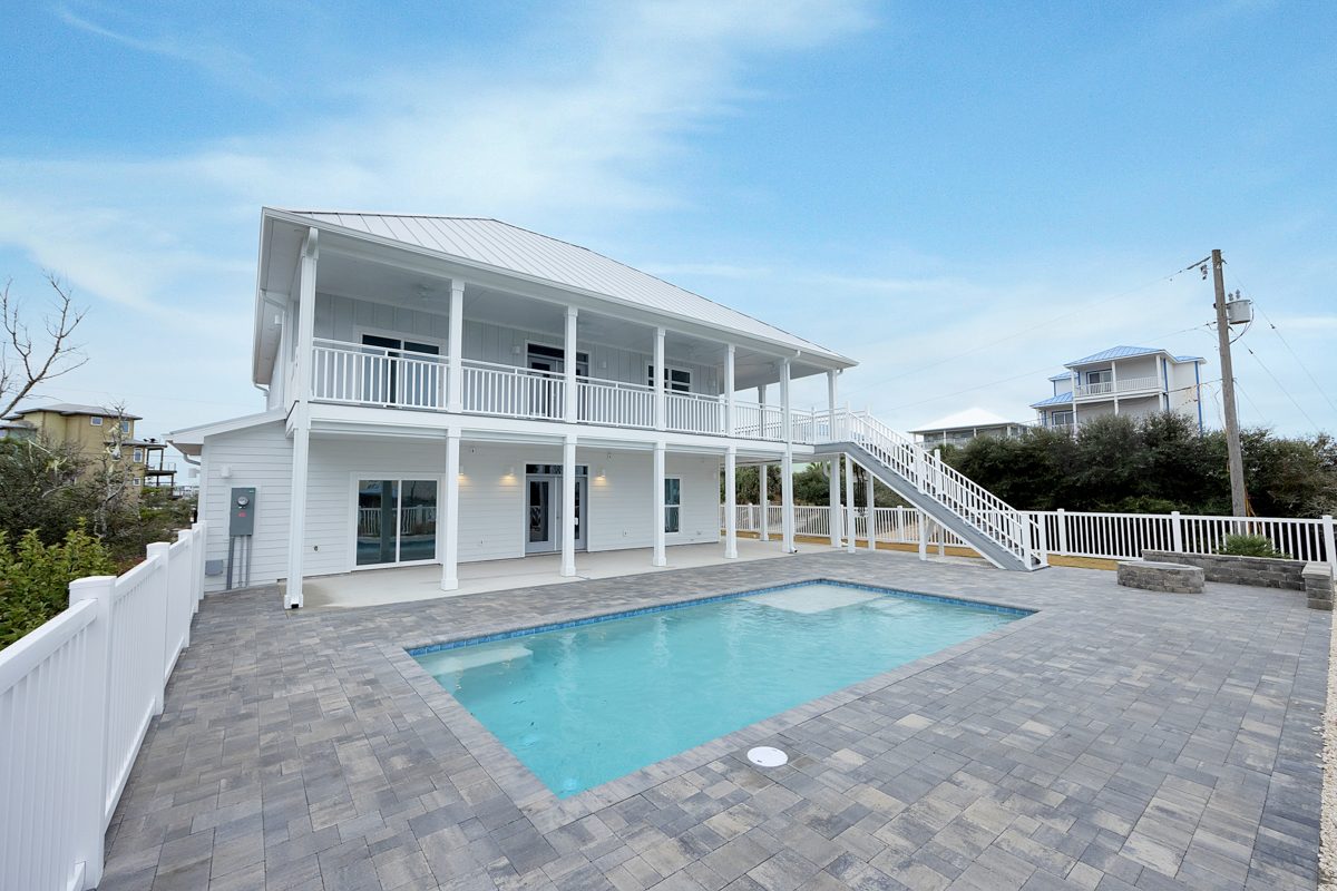 Santa Rosa County family home with pool